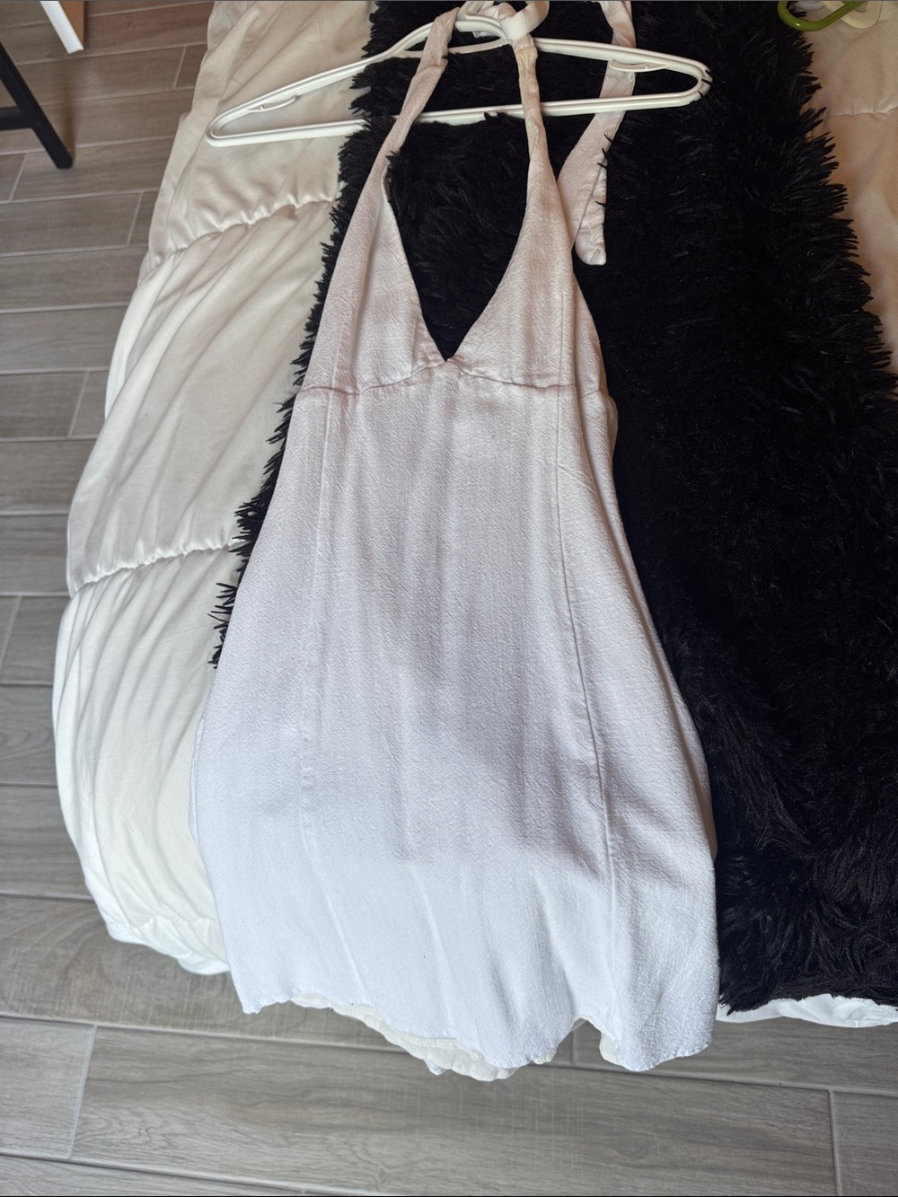 White fox Halter V-Neck White Women’s Dress